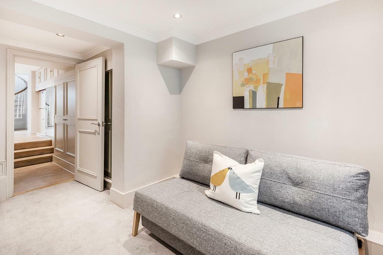 Stylish 2 Bedroom Flat In Knightsbridge Лондон Екстериор снимка