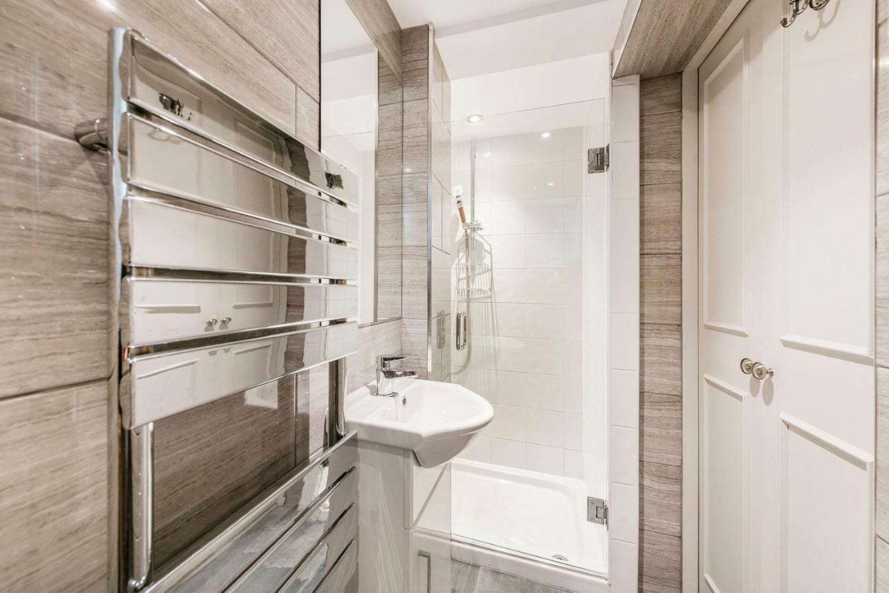 Stylish 2 Bedroom Flat In Knightsbridge Лондон Екстериор снимка