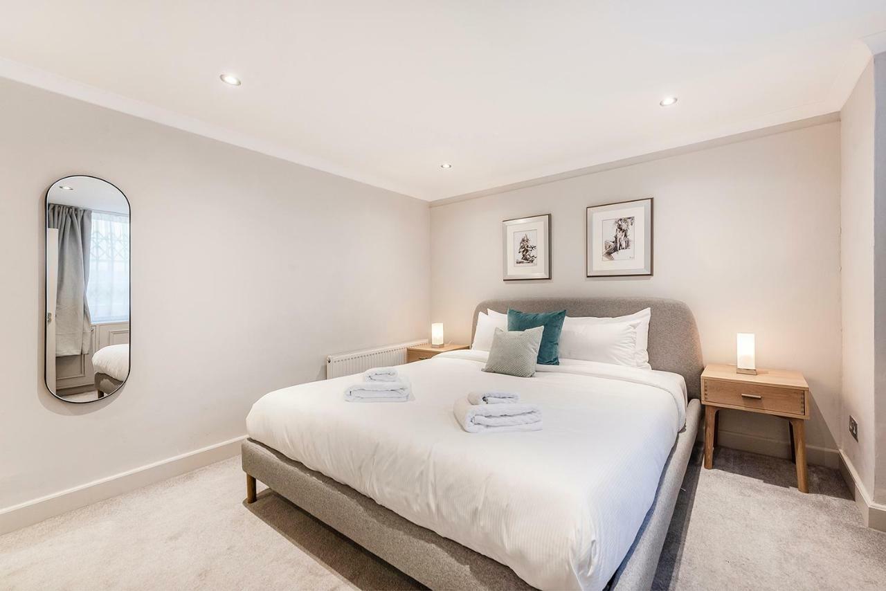 Stylish 2 Bedroom Flat In Knightsbridge Лондон Екстериор снимка